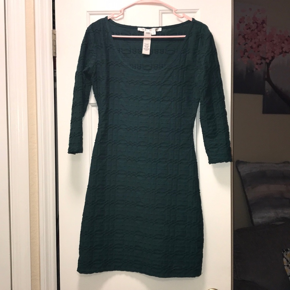 3 for$15☀️Max Studio Forest Green 3/4 sleeve dress